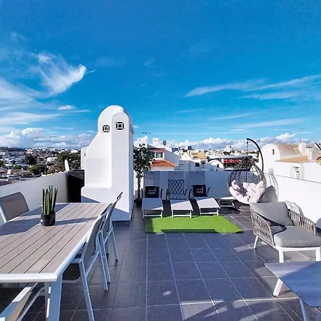 Himalaya Rooftop Sea View