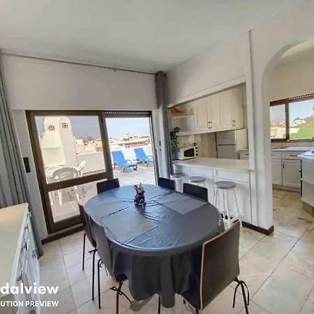 Himalaya Rooftop Sea View