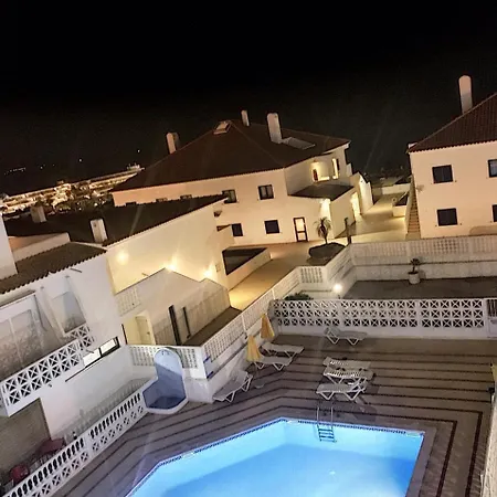 Himalaya Rooftop Sea View Apartamento